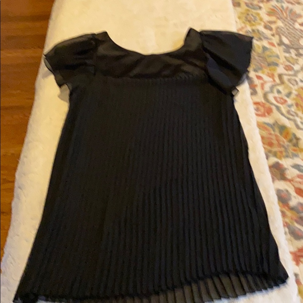 Women’s black dressy tunic